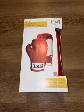 Everlast Mens Advanced Training 14 Oz Boxing Gloves Model 2914RT New Red White